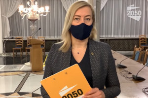 Posłanka Hanna Gill-Piątek (źródło: FB) Hanna Gill-Piątek pyta o kary za spekulacje śoi