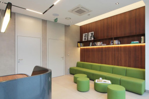 Gabinet stomatologiczny pod nadzorem architekta Wycyzelowany gabinet stomatologiczny