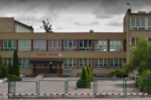 Ośrodek zdrowia w Piekoszowie (źródło: Google Maps) W gminie Piekoszów uczniowie z podstawówek pod nadzorem stomatologa
