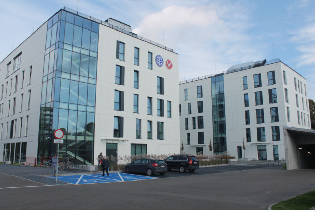 Uniwersyteckie Centrum Stomatologii WUM (fot. archiwum) Dziekani WUM o sytuacji w uczelni w kontekście szczepień przeciw COVID-19