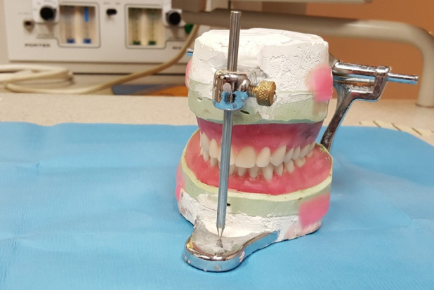 MCS: konkurs ofert dla techników dentystycznych