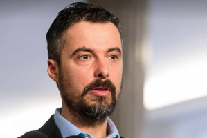 Poseł Radosław Lubczyk (FB) Radosław Lubczyk upomina się o poradnię stomatologiczną w koszalińskim szpitalu wojewódzkim
