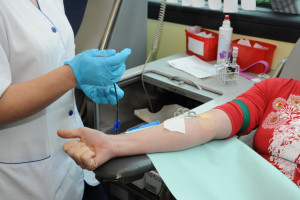 Dawcy krwi powinni mieć zdrowe dziąsła