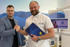 Maszewski Dental Clinic sponsoruje sportowców (fot. FB) Maszewski Dental Clinic sponsorem żużlowców