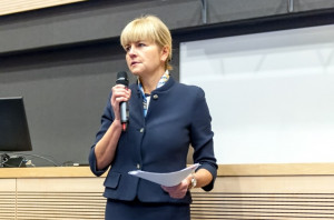 prof. dr hab. Hanna Gerber (fot. UM we Wrocławiu) Chirurg stomatolog prof. dr hab. Hanna Gerber z nominacją profesorską