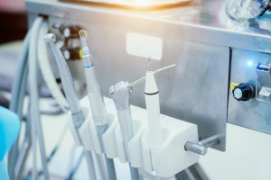 Amalgamat stomatologiczny problemem lekarzy dentystów (fot. shutterstock) Rząd notorycznie odsuwa od siebie problem amalgamatu stomatologicznego