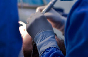 Opieka stomatologiczna nad uczniami (fot. unsplash) Sulejów: na uczniów czeka dentysta
