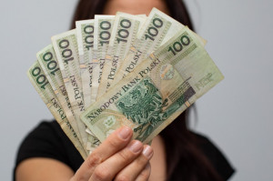 Pieniądze za niewłaściwe leczenie stomatologiczne (fot. shutterstock) 27 tys. zł dla pacjentki za nieudane leczenie stomatologiczne