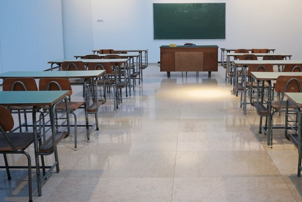 Uczniowie do szkół, a co z gabinetami stomatologicznymi w szkołach? (fot. pixabay) Gabinety stomatologiczne w szkole (te co przetrwały) wracają do pracy