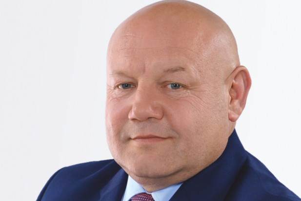 Andrzej Kobylarz (źródło: FB) Fundacja Andrzeja Kobylarza wspiera nie tylko stomatologicznie
