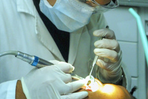 W Baćkowicach czekają na lekarza dentystę (fot. unsplash) Gmina Baćkowice zaprasza dentystów