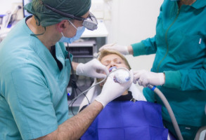 Pacjenci chcą płacić za zabiegi u higienistki stomatologicznej