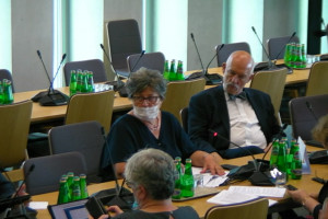 Rozbieżności co do nakładów NFZ na stomatologię w 2022 r.