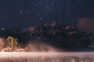 Na czym polega higiena jamy ustnej w porze nocnej