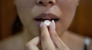 Jakie leki mogą wpływać na stan zdrowia jamy ustnej?