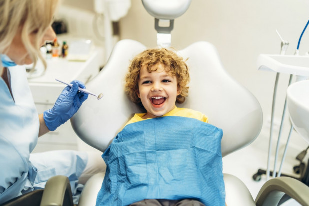 Dzierżoniów: sierpień miesiącem leczenia dzieciom zębów