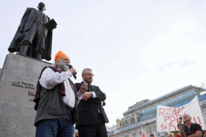 Protest stop segregacji sanitarnej (fot. PAP/Leszek Szymański) Koronawirus 16 września 722 zakażeń, 10 zgonów