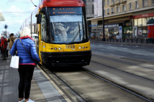 Warszawa, Międzynarodowy Dzień bez Samochodu (fot. PAP/Rafał Guz) Koronawirus 23 września: 14 zgonów i 974 zakażenia