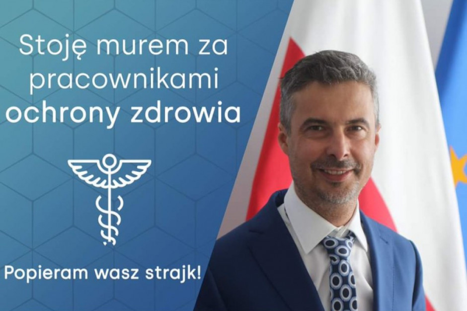 Poseł Radosław Lubczyk murem za pracownikami ochrony zdrowia (źródło TT) Poseł Radosław Lubczyk murem za pracownikami ochrony zdrowia (źródło TT)