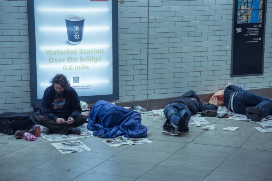 Londyński "dentobus" udzieli pomocy nawet 6 bezdomnych dziennie (fot. Shutterstock)