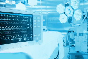 Zgon u pacjenta wysokiego ryzyka po ekstrakcji zębów (fot. Shutterstock) Tragiczne w skutkach znieczulenie u dentysty