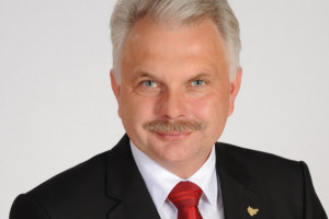Wiceminister zdrowia Waldemar Kraska (fot. archiwum) Kraska: Rada Medyczna zdecyduje o trzeciej dawce dla dorosłych