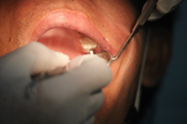 11 tys. funtów kary dla dentysty za zaniedbania