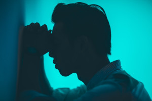 Rośnie ryzyko orzeczenia przez sąd kary pozbawienia wolności (fot. Unsplash) Lekarz, lekarz dentysta penalizowani