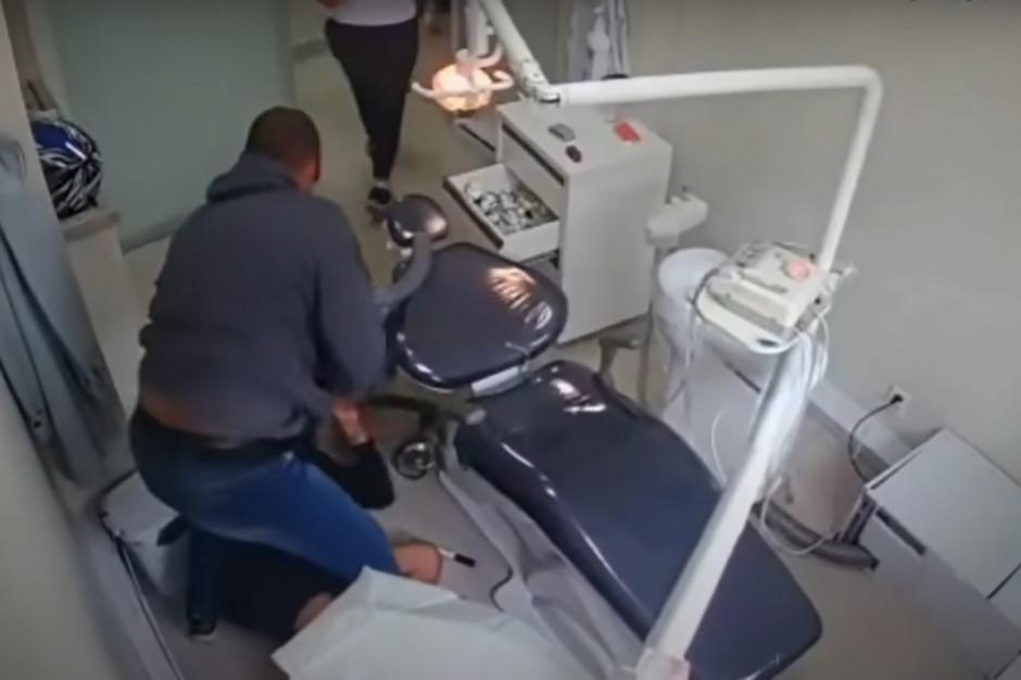 Pacjent dentysty rozprawia się z napastnikami (źródło FB)