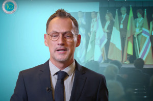 Dr hab. n. med. Paweł Plakwicz (źródło: FB) PTP zaprasza na EuroPerio10