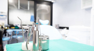 Dentyści rezygnują z kontraktów z NFZ, bo boją się pandemii?