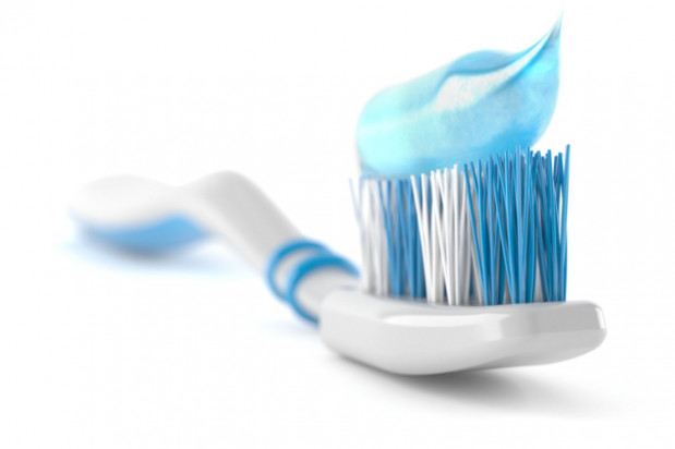 Jak działa pasta do zębów z naturalnymi enzymami i białkami