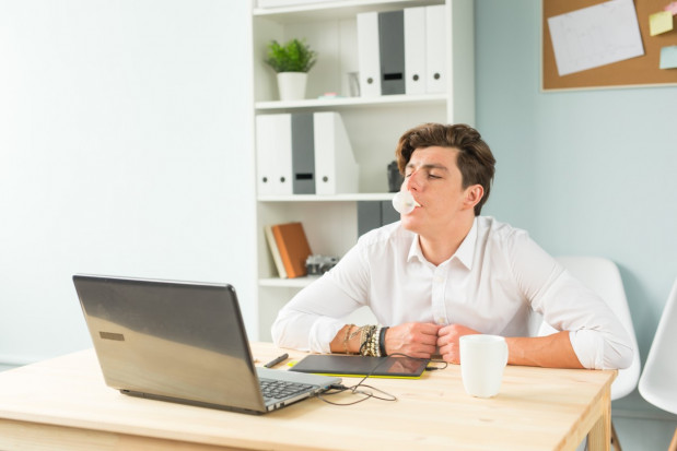 Światowy Dzień Gumy do Żucia Fot. AdobeStock Dzisiaj Światowy Dzień Gumy do Żucia