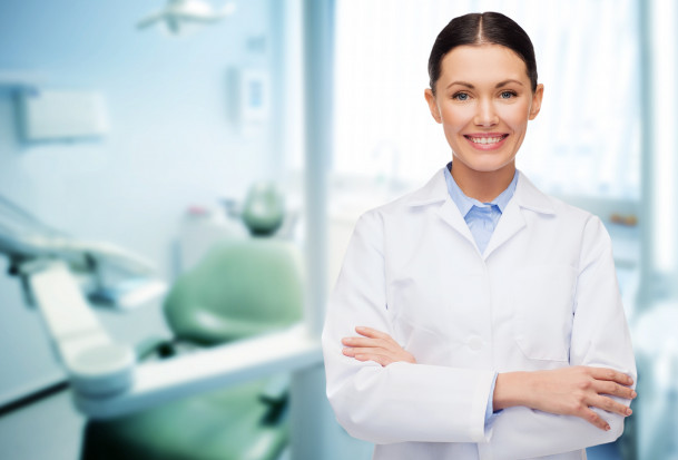 Stomatologia NFZ w Rzeszowie ogłasza konkurs Fot. AdobeStock OW NFZ w Rzeszowie konkursy na świadczenie usług stomatologicznych