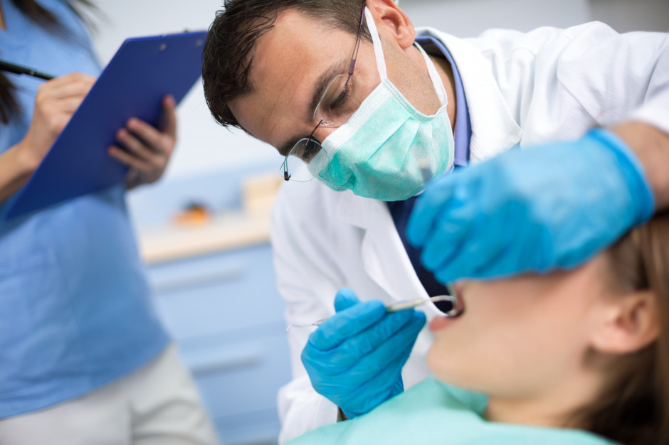 Dentyści chcą być słyszani w sprawach bioetyki Fot. Shutterstock Dentyści chcą być słyszani w sprawach bioetyki Fot. Shutterstock