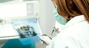 Zdjęcia RTG zębów. Jakie problemy rozwiązują