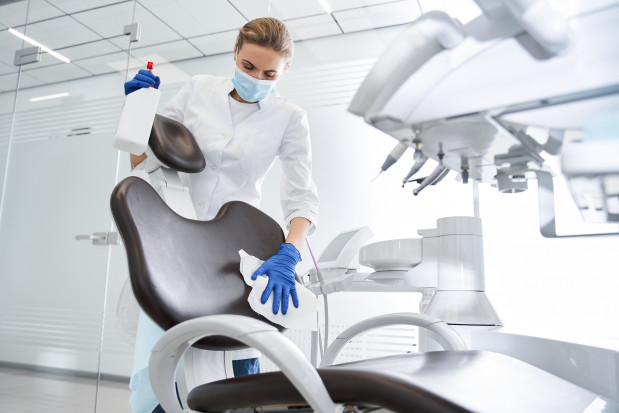 Tworzona jest lista miejsc pracy dla lekarzy z Ukrainy Fot. AdobeStock Oferty pracy dla lekarzy z Ukrainy. Powstaje lista placówek