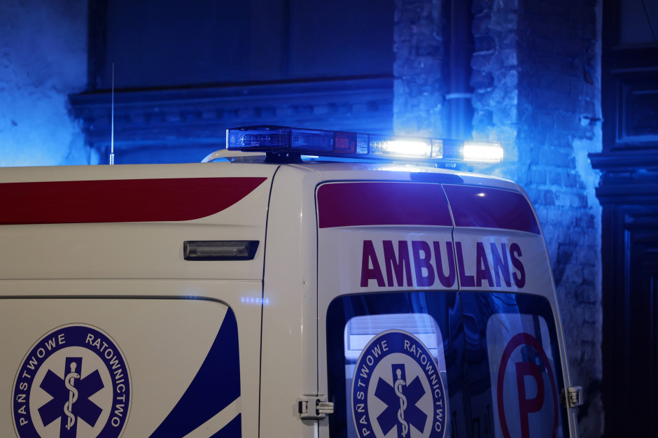 Rozedma śródpiersia po ekstrakcji zęba. Pacjenta z dusznościami trafiła do szpitala Fot. Shutterstock Rozedma śródpiersia po ekstrakcji zęba. Pacjenta z dusznościami trafiła do szpitala Fot. Shutterstock