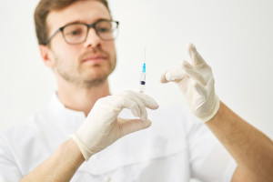 2 tys. medyków spoza UE podjęło pracę w Polsce