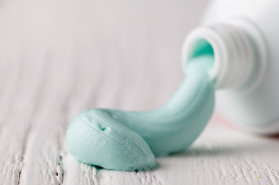 Jeśli alergię powoduje pasta do zębów, to problem rzadko jest diagnozowany właściwie Fot. Shutterstock