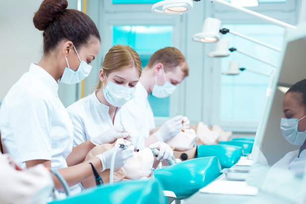 Progi punktowe na stomatologię w Lublinie Fot. AdobeStock Ogłoszono próg punktowy na stomatologię w Lublinie