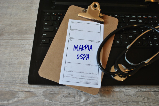 Diagnostyka małpiej ospy Fot. AdobeStock Z podejrzeniem małpiej ospy bezwzględnie do lekarza