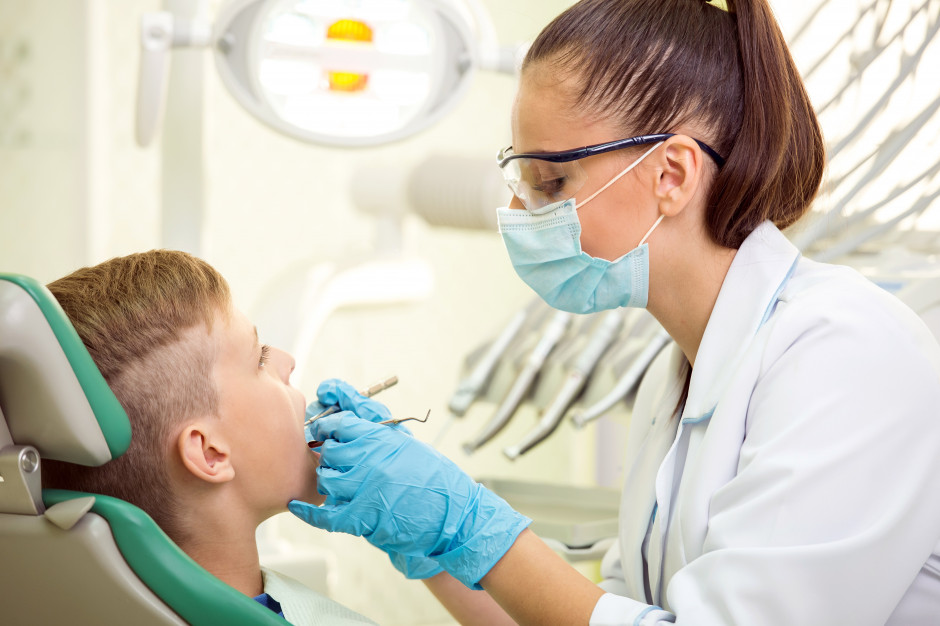 Możliwość podpisania kontraktu na leczenie stomatologiczne ze Śląskim NFZ Fot. Shutterstock
