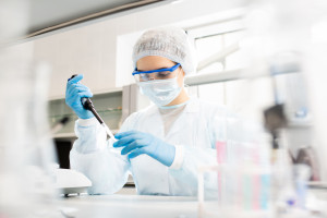 Problemy onkologiczne i neurologiczne. Wiele chorób mogą inicjować wirusy. Ocena eksperta