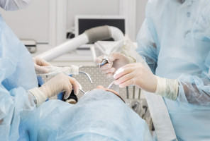 Są wyniki części testowej PES z chirurgii stomatologicznej