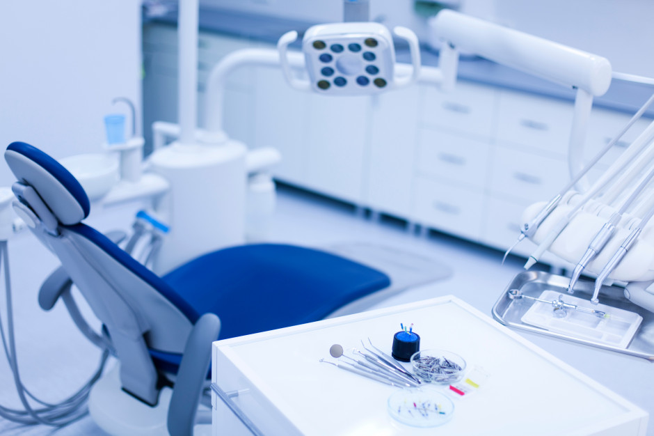 Zarządzenie NFZ w sprawie świadczeń stomatologicznych Fot. AdobeStock Zarządzenie NFZ w sprawie świadczeń stomatologicznych Fot. AdobeStock