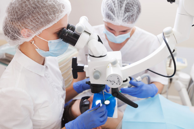 Konsultant wojewódzki w dziedzinie stomatologii zachowawczej z endodoncją ponownie objęła tę funkcję Fot. AdobeStock Dr hab. n. med. Katarzyna Skośkiewicz – Malinowska ponownie konsultantem wojewódzkim w stomatologii