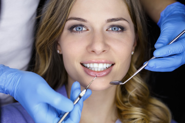 Włoski dentysta zagra jedną z głównych ról w „Dziewczynach z Dubaju”