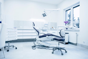 Miękkie kompetencje dentysty równie  ważne jak umiejętności zawodowe