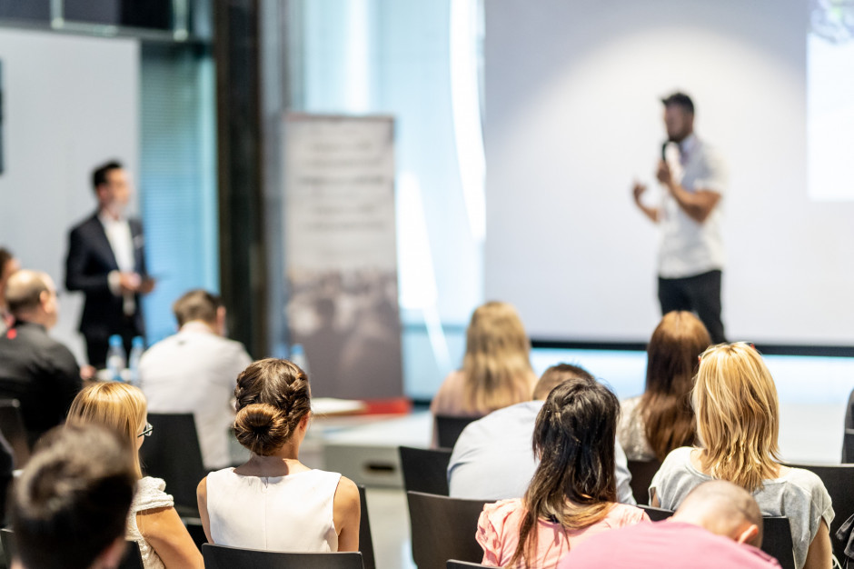 Kurs z orzecznictwa lekarskiego dla lekarzy i lekarzy dentystów Fot. AdobeStock Kurs z orzecznictwa lekarskiego dla lekarzy i lekarzy dentystów Fot. AdobeStock